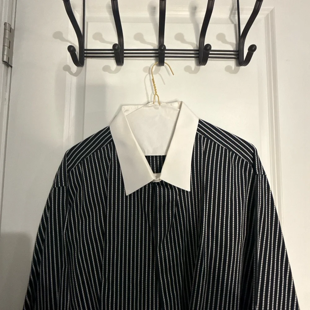 Men's Black and White Striped Shirt - Picture 6 of 9